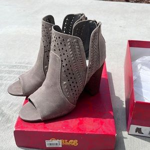 Carlos Santana. Never wore before!